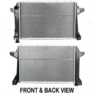 1985-1992 Ford Bronco Radiator Replement Wade through Radiator P1452 85 86 87 88 89 90 91 92