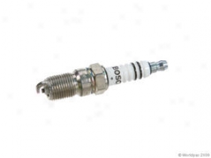 1989-1998 Buick Skylark Spark Plug Bosch Buick Spark Plug 0W133-1817330 89 90 91 92 93 94 95 96 97 98