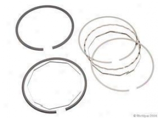 1990-1998 Saab 9000 Piston Ring Set Deves Saab Piston Ring Set W0133-1615035 90 91 92 93 94 95 96 97 98