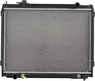 1995-2004 Toyota Tacoma Radiqtor Apdi Toyota Radiator 8011778 95 96 97 98 99 00 01 02 03 04