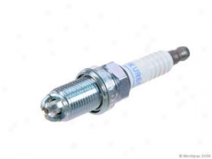 1997-1999 Audi A4 Spark Plug Ngk Audi Spark Plug W0133-1824003 97 98 99