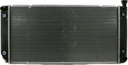 1999-2000 Cadillac Escalade Raditor Delphi Cadillac Radiator Ra20109 99 00