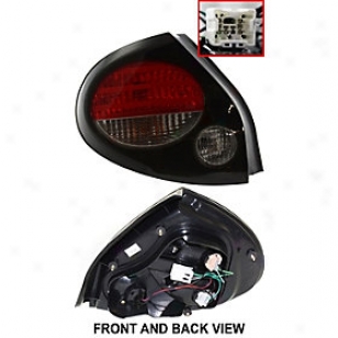 2000-2001 Nissan Maxima Tail Light Replacement Nissan Tail Light 11-5382-91 00 01
