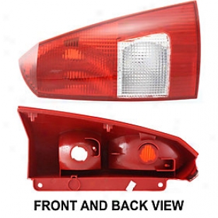 2000-2003 Ford Focus Tail Lught Replacement Ford Tail Light F730115 00 01 02 03