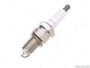 2000 Chrysler Voyager Spark Plug Denso Chrysler Spark Plug W0133-1635914 00