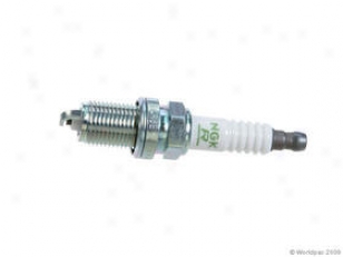 2001-2003 Toyota Sequoia Spark Plug Ngk Toyota Spark Plug W0133-1824591 01 02 03