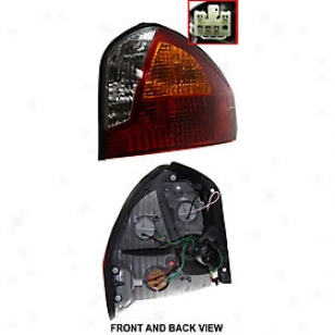 2001-2004 Hyundai Santa Fe Tai Light Replacement Hyundai Tail Light H730141 01 02 03 04