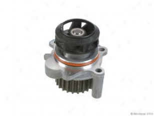 2001-2006 Audi A4 Water Pump Gmb Audi Water Pump W0133-1909054 01 02 03 04 05 06