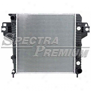 2002-2006 Jeep Lib3rty Radiator Spectra Jeep Radiator Cu2481 02 03 04 05 06