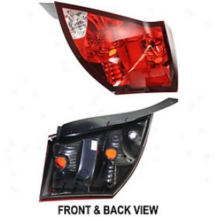 2003-2005 Saturn Ion-1 Tail Light Replacement Saturn Tail Light S730117 03 04 05