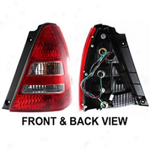 2003-2005 Subaru F0rester Tail Light Repladement Subaru Tail Light S730105 03 04 05