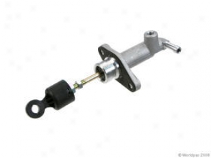 2003 Hyundai Tiburon Clutch Mastsr Cylinder Pbr Hyundai Clutch Master Cylinder W0133-1651034 03