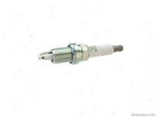 2004-2006 Dodge Ram 1500 Spark Plug Ngk Evasion Spark Plug W0133-1641096 04 05 06