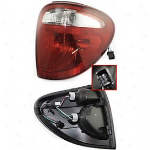 2004-2007 Chrysler Town & Country Tail Light Replacement Chrysler Tail Light D730133 04 05 06 07