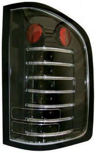 2010-2011 Chevrolet Silverado 1500 Tail Light Ipcw Chevrolet Tail Light Ledt-3042cb 10 11