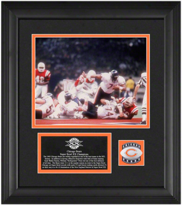 1985 Chicago Bears - Sb Xxchamps - Framed 8x10 Photograph With Football & Medallion