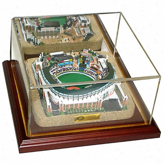 Atlanta Braves Turner Field Replica With Case - Gold Series