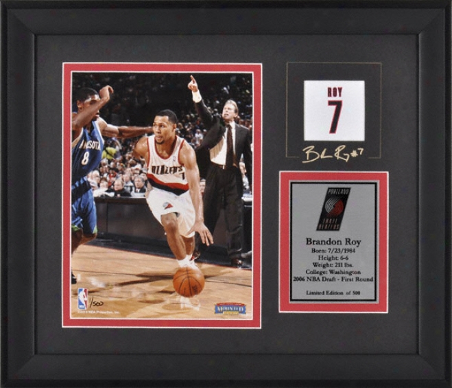 Brandon Roy Portland Trail Blazers Framed 6x8 Photograph With Facsimile Signature And Plate - Limited Edition Of 500