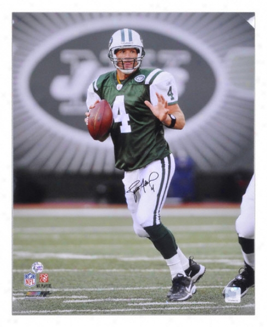 Bfett Favre New York Jets - Drop Back - Autographed 16x20 Phtoograph