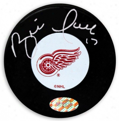Brett Hull Autographed Detroit Red Wings Puck
