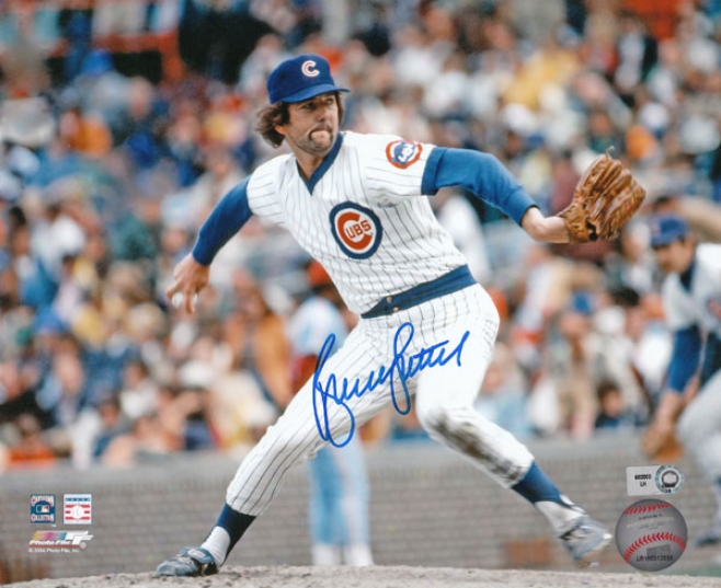 Bruce Sutter Chicago Cubs - Action- Autographed 8x10 Photograph