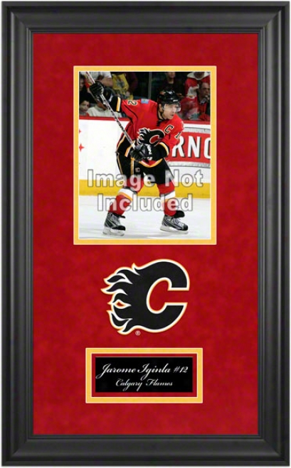 Calgary FlamesD eluxe 8x10 Team Logo Frame