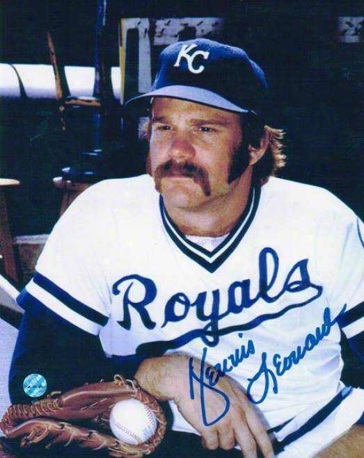 Dennis Leonard Kamsas City Royals Autographed 8x10 Photo Pose