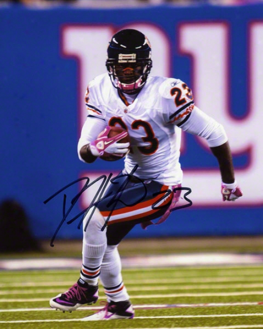 Devin Hesterr Autographed 8x10 Photograph  Details: Chicago Bears