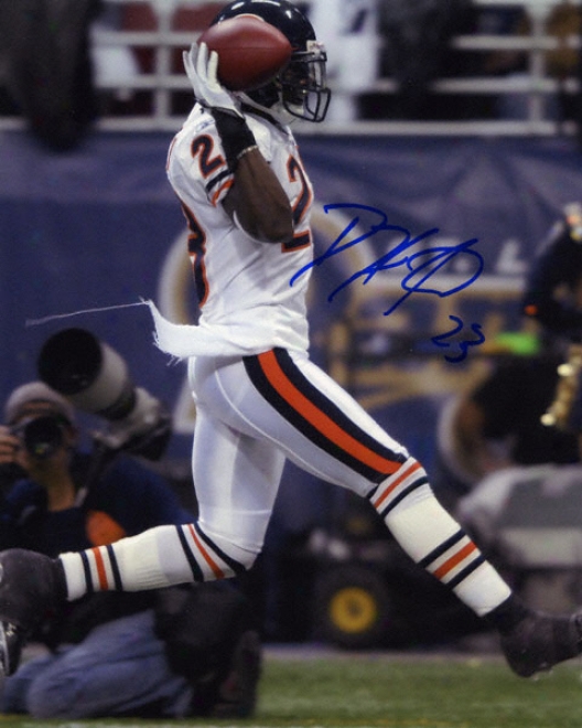 Devin Hester Chicago Bears - Action - Autographed 8x10 Photograph