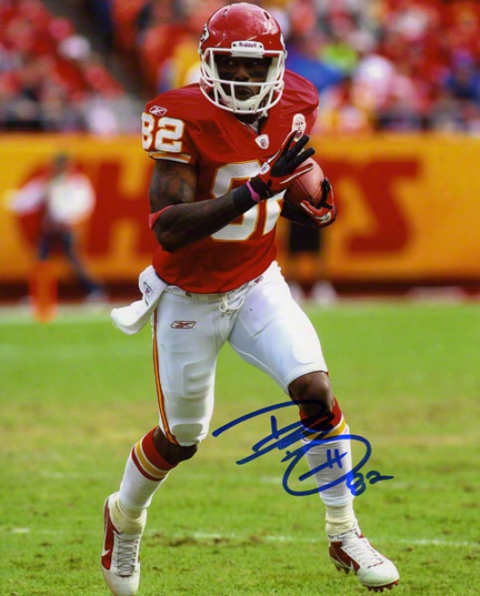 Dwayne Bowe Autographed 8x10 Photograph  Details: Kansas City Chiefs