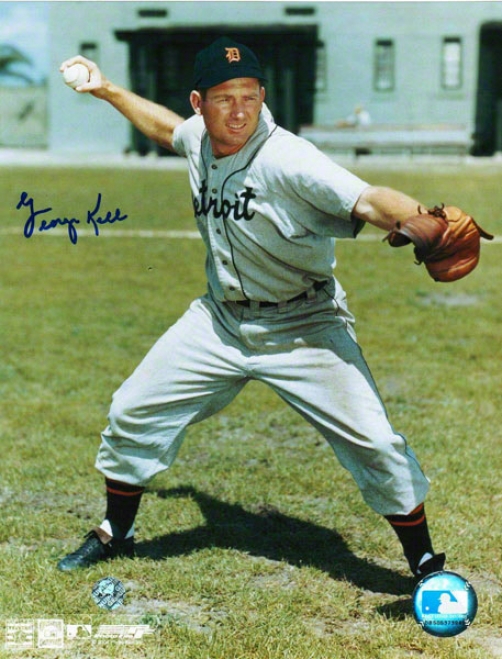 George Kell Detroit Tigers Autographed8x10 Photo Throwing