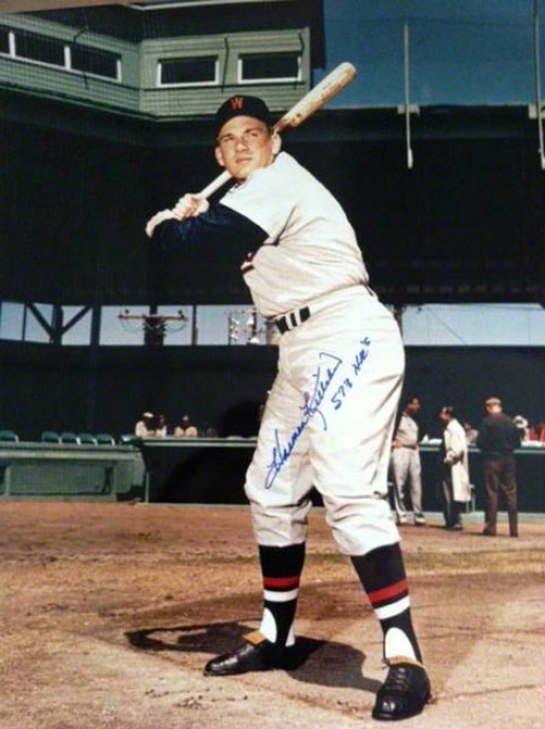 Harmon Kiloebrew Washington Senators Autographed 11x14 Photl Inscribed 573 Hrs