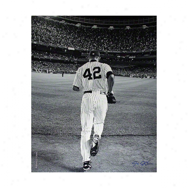 Mariano Rivera New York Yankees 16x20 Photo 2006 Enteribg The Game- B&w