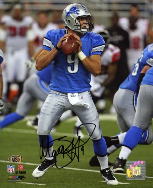 Matthew Stafford Autographed 8x10 Photograph  Particulars: Detroit Lions, Looking To Pass