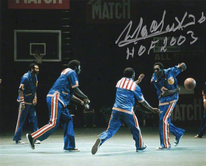 Meadowlark Lemon Harlem Globetrotters Autographeed 8x10 Photograph With Hof Inscription