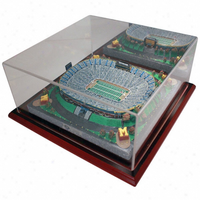 Michigan Wolverines Stadium Replica With Case - Platinum Series