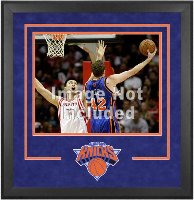 New York Knicks 16x20 Horizontal Setup Frame With Team Logo
