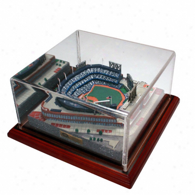 New York Mets Citi Field Replica With Case - Gold Series