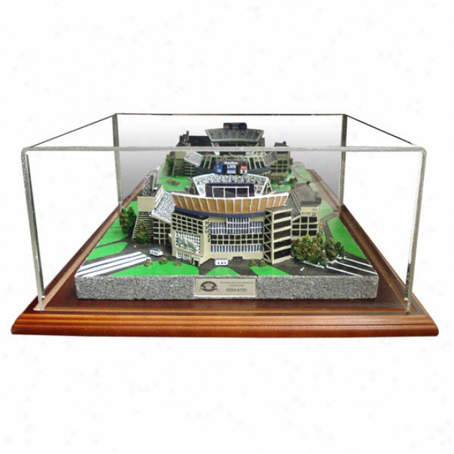 Penn State Nittany Lions Beaver Stadium Replica With Case - Platinum Series