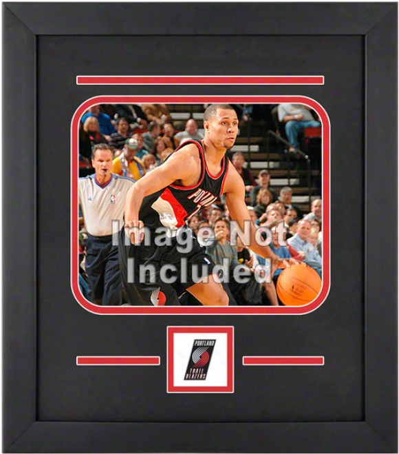 Portland Trail Blazers 8x10 Horizontal Setup Frame With Team Logo