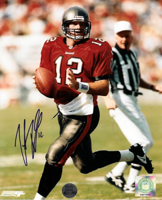 Trent Dilfer Tampa Bay Buccaneers - Red Jersey - Autographed 8x10 Photograph