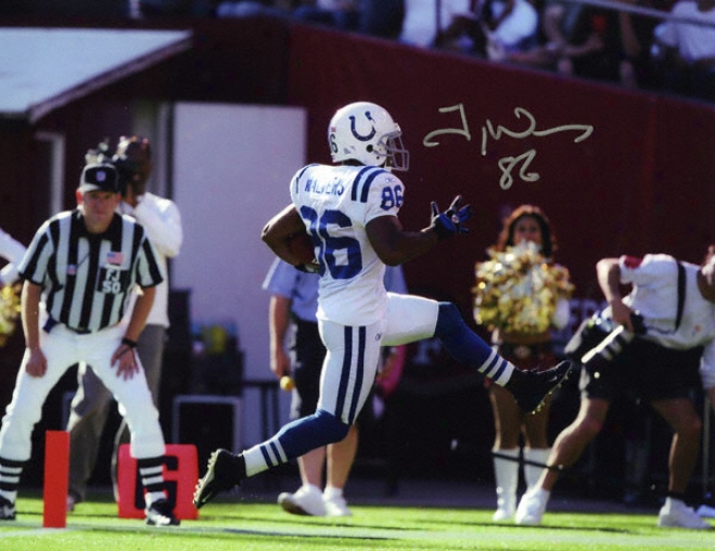 Troy Walters Indianapolis Colts - Scoring Touchdown - 8x10 Autographed Photograph