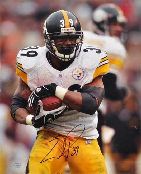 Willie Paeker Pittsburgh Steelers - Protectimg The Ball - 16x20 Autographed Photograph