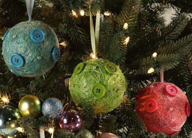 "christmas Craft Yarn Ornaments - Set Of 3 - 4""hx4""wx4""d, Pink/blue/green"