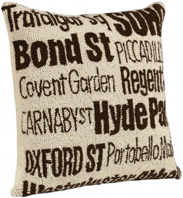 City Hand-hooked Pillow - London, Ivory