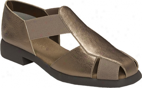 Aerosoles 4 Give (women's) - Mould Bronze Leather