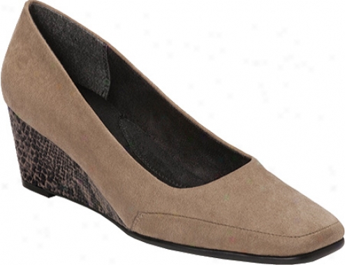 Aerosoles Barecuad (women's) - Mink Combo