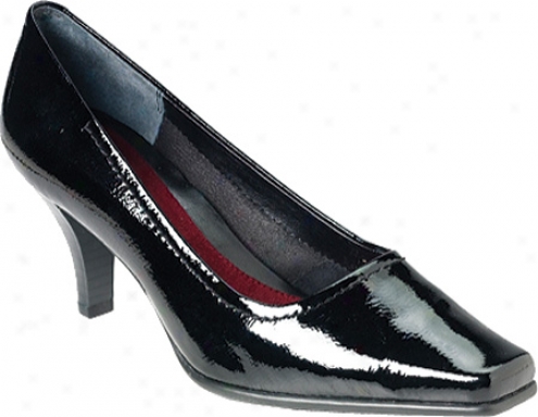 Aerosoles Envy (women's) - Black Patent Leather