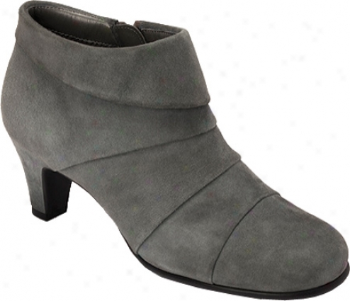 Aerosoles Play Date (women's) - Dark Grey Seude