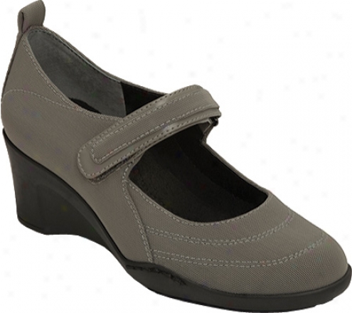 Aerosoles Tornado (women's) - Grey Fabric